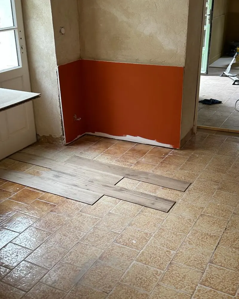 Antes: Reformas: suelo laminado y encimera a medida